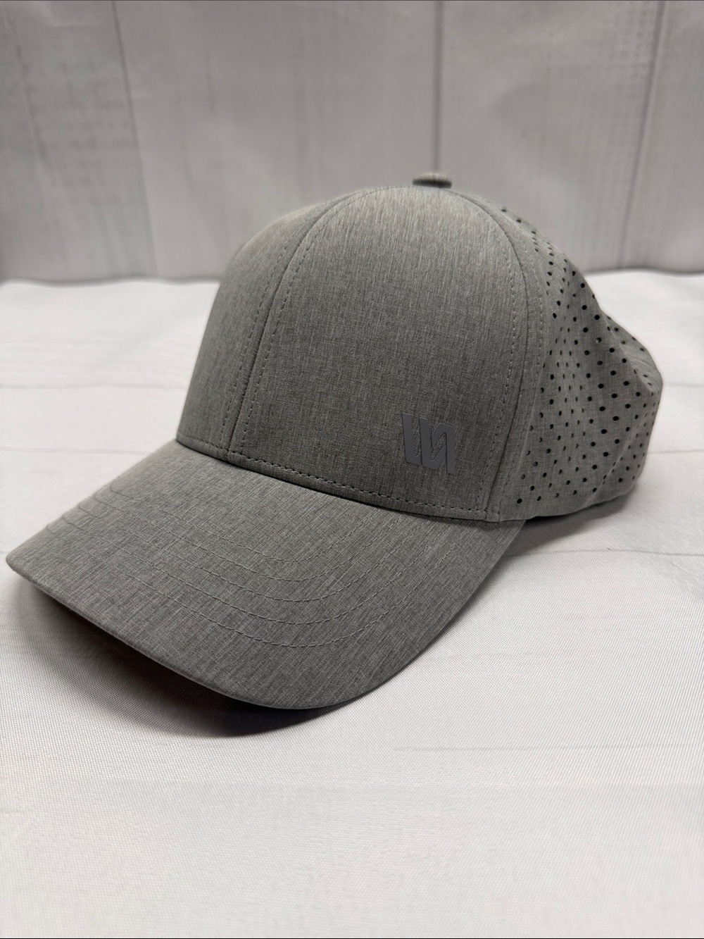VRST NWT Gray Heather Ultimate Adjustable Baseball Cap